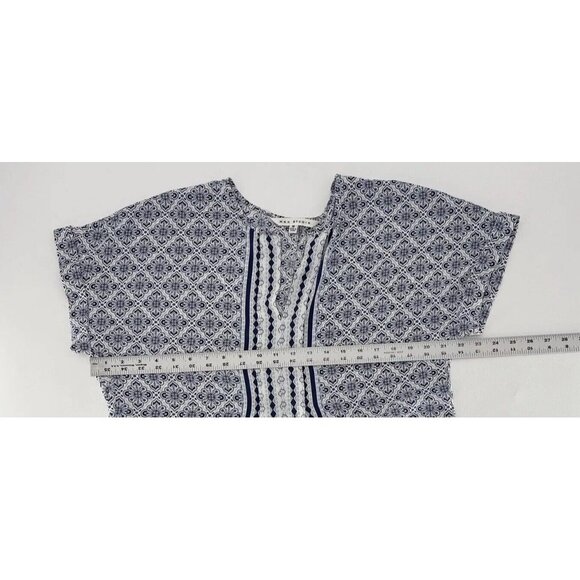 Max Studio Blue & White Chiffon Split V-Neck Blouse Sz M Boho, Preppy, Workwear - Picture 9 of 9